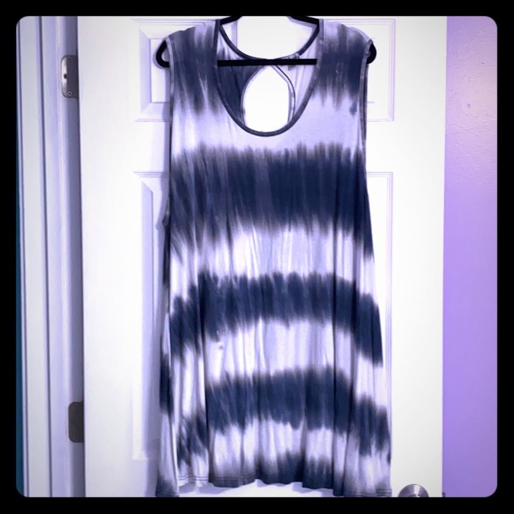 Sleeveless dress. Price Firm!